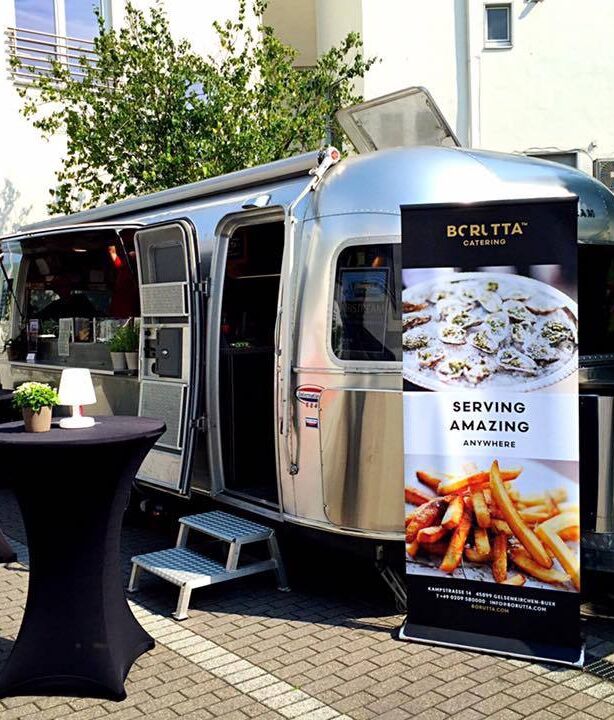AIRSTREAM / STREETFOOD